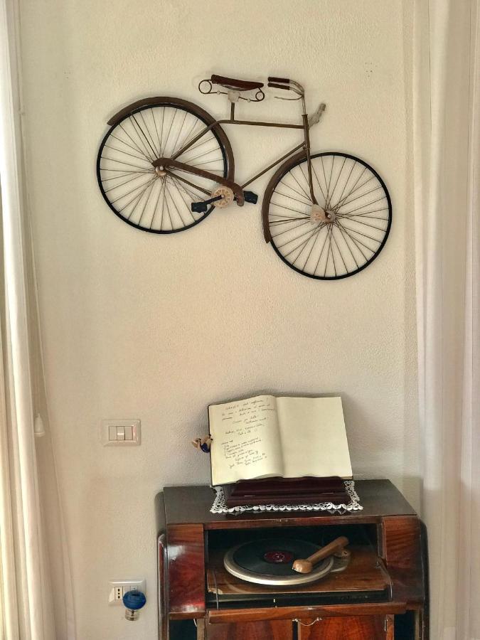 Il Cipresso Apartment Salerno Luaran gambar