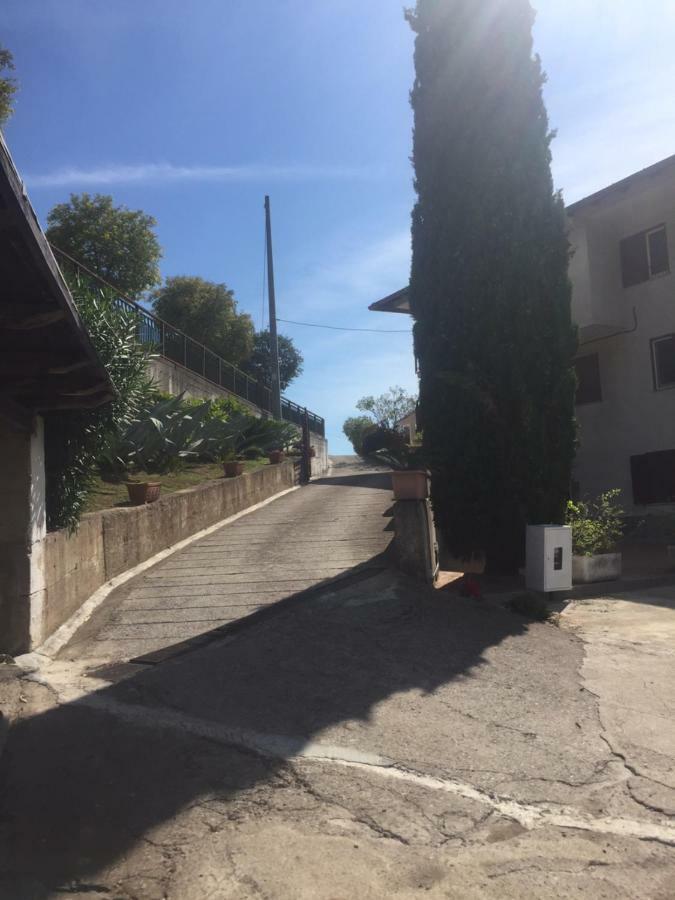 Il Cipresso Apartment Salerno Luaran gambar